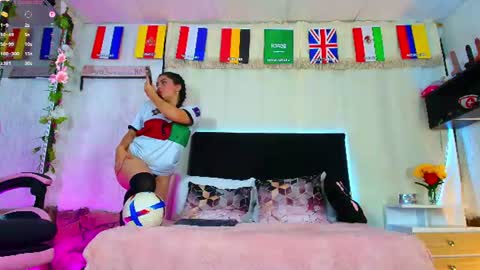 Molly Bick online show from July 2, 3:23 am