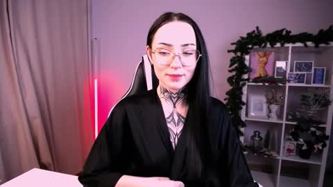molly_kisss online show from January 15, 3:01 am