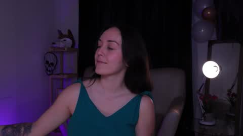   MOLLY   online show from October 29, 3:36 pm