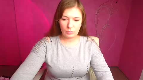 Molly online show from October 12, 11:45 am