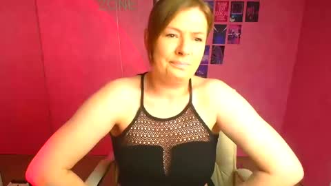 Molly online show from April 23, 11:50 am