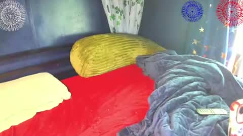 molly_moons online show from July 8, 6:43 pm