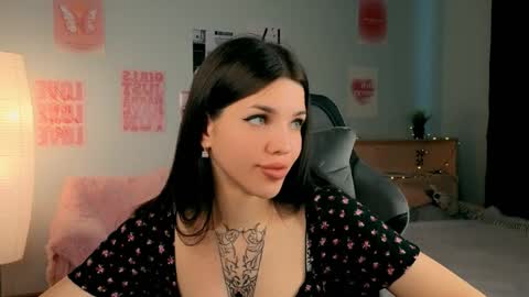 Molly online show from March 30, 5:40 am