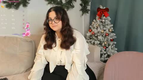 Caroline online show from January 18, 2:19 am