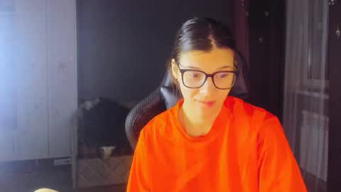  KIRA  online show from February 25, 5:22 pm