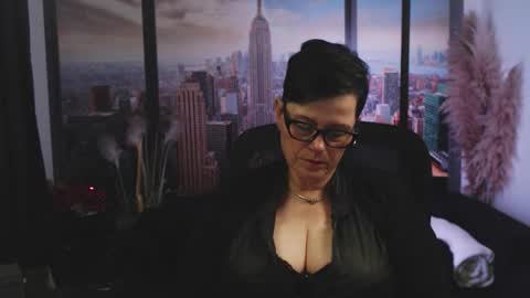 MollySun Nina Randmann online show from October 7, 6:01 pm