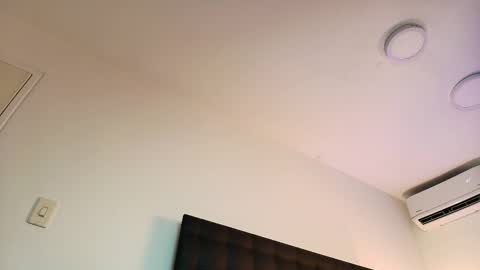 mollywoodd online show from October 25, 1:30 pm