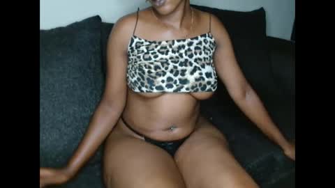 Molly online show from December 28, 9:30 pm