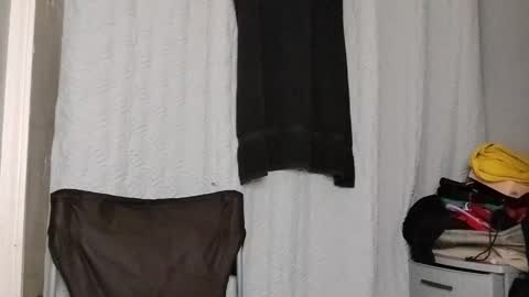 Mommy bubbles online show from March 8, 1:55 pm