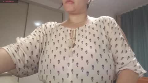 Daphne  online show from November 4, 9:58 am