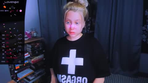   online show from March 20, 1:10 am