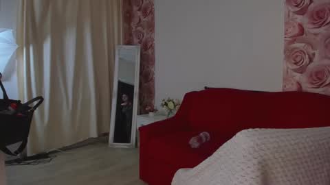 Monica online show from February 28, 6:21 am