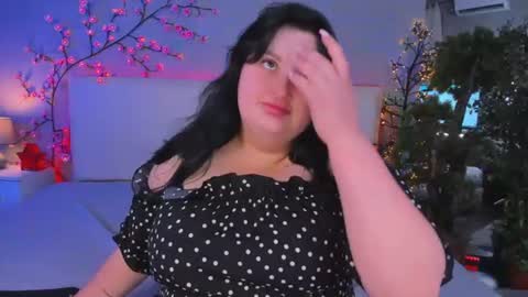 Monica online show from June 9, 12:15 pm