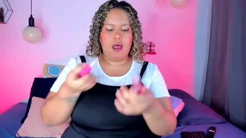 aleja      independent model       online show from February 23, 12:58 am