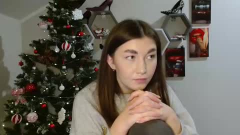 sweet girl and shine body online show from November 25, 12:29 pm