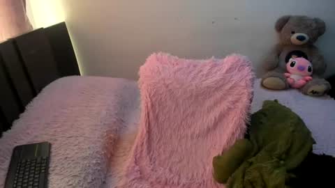Monica online show from June 12, 4:26 pm
