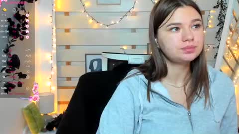 Monika online show from November 29, 1:48 pm