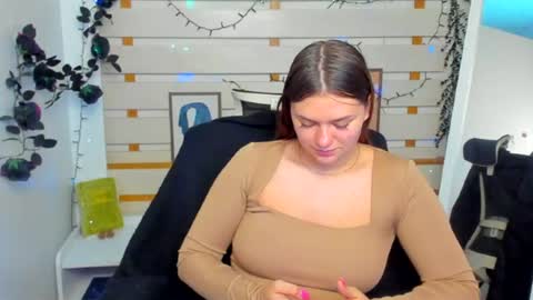 Monika online show from April 27, 12:13 pm