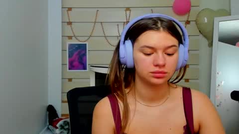 Snapshot of monika_youu chatting on February 13, 1:26 pm Monika online show from February 13, 1:26 pm
