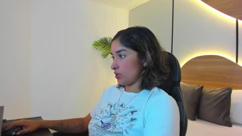 M O N S E  online show from September 30, 2:39 am