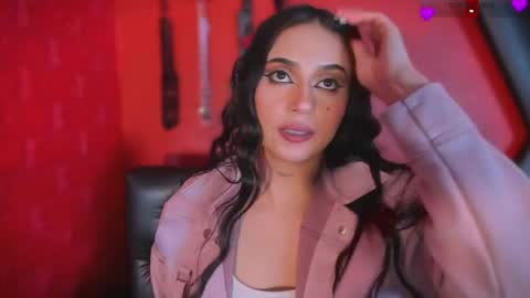 Monttserratt online show from April 21, 7:21 pm