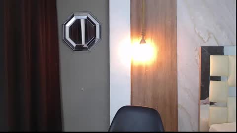 moon_and_fire_ online show from April 25, 6:27 am