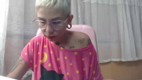 Luna online show from May 27, 2:14 pm