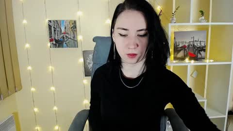 Snapshot of moon_foxy_ chatting on January 29, 12:45 pm Diana online show from January 29, 12:45 pm