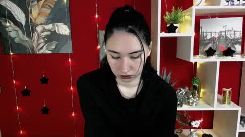 Snapshot of moon_foxy_ chatting on December 16, 4:38 pm Diana online show from December 16, 4:38 pm