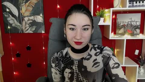 Snapshot of moon_foxy_ chatting on January 18, 6:56 am Diana online show from January 18, 6:56 am