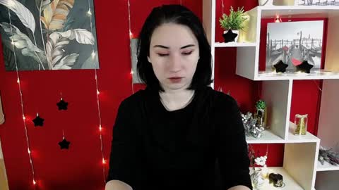 Snapshot of moon_foxy_ chatting on December 8, 5:11 pm Diana online show from December 8, 5:11 pm