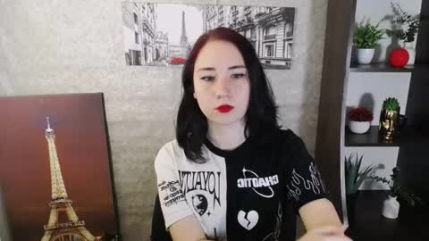 Snapshot of moon_foxy_ chatting on October 28, 10:03 pm Diana online show from October 28, 10:03 pm