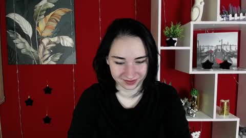 Snapshot of moon_foxy_ chatting on December 19, 4:35 pm Diana online show from December 19, 4:35 pm