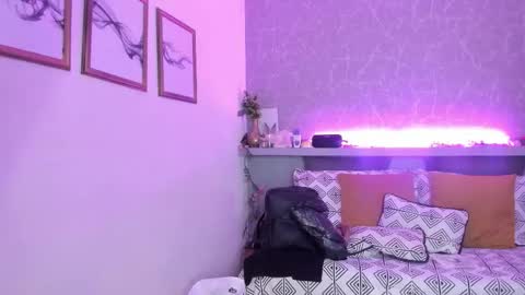 Sarah online show from November 8, 9:53 pm