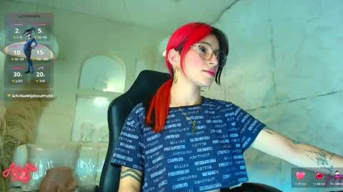 Moon online show from April 21, 8:05 pm