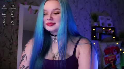 Snapshot of moon_valkyriie chatting on February 21, 2:06 am Emilia online show from February 21, 2:06 am