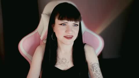  sophie  online show from June 8, 8:30 pm