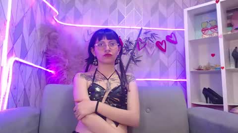 Charlotte online show from October 10, 8:36 pm