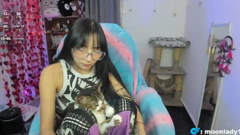 MOON  online show from April 27, 1:25 am