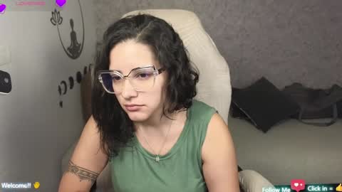 Snapshot of moonwoman_ chatting on January 27, 3:37 am Moon Woman online show from January 27, 3:37 am