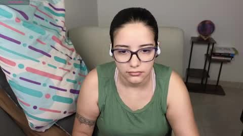 Moon Woman online show from April 28, 7:56 am