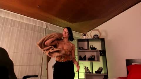 Michelle online show from October 12, 5:04 pm