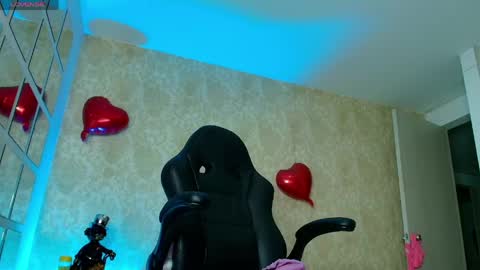 morena online show from April 21, 2:51 am