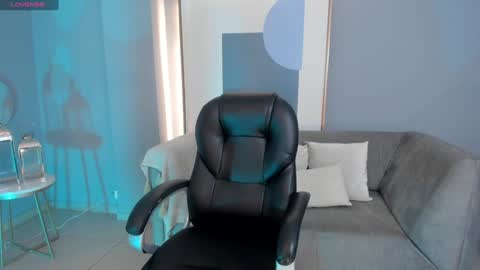 Snapshot of morganhicks chatting on February 3, 6:39 pm Morgan Hicks online show from February 3, 6:39 pm