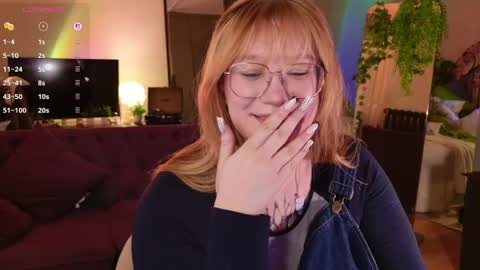 morvelyn online show from April 18, 7:07 pm