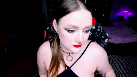 Snapshot of motorkate chatting on February 21, 9:32 pm motorkate online show from February 21, 9:32 pm