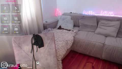 mrs kitty69 online show from July 17, 9:13 am