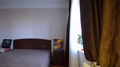 mrs_smith__ online show from March 12, 12:41 pm