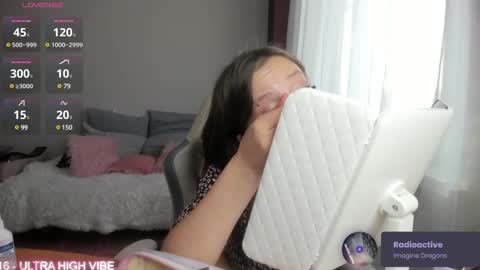 Allison online show from March 1, 10:24 am