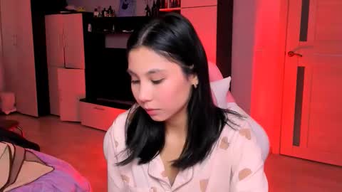 Snapshot of ms_emily_ chatting on October 20, 6:16 am ms_emily_ online show from October 20, 6:16 am